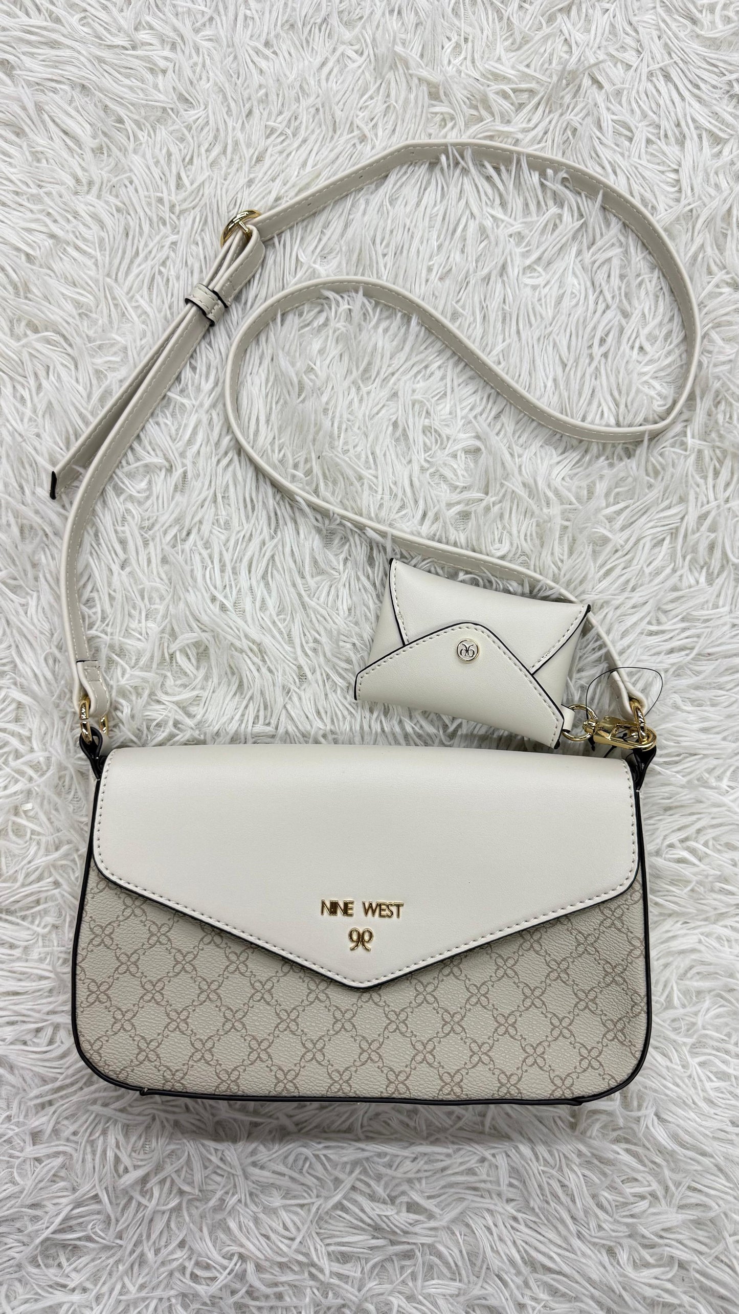 Bolsa hueso Nine west