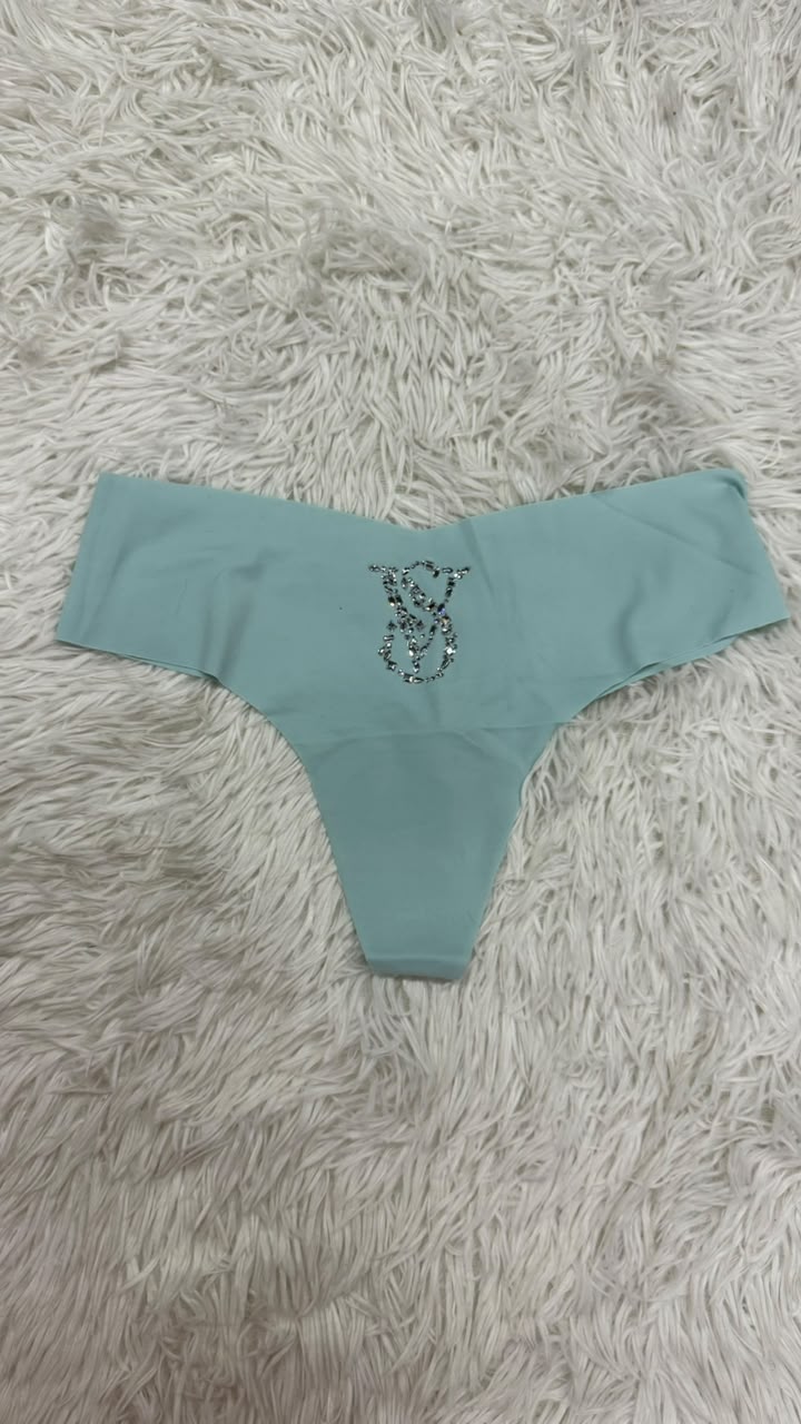 Thong aqua con brillitos M Victoria secret