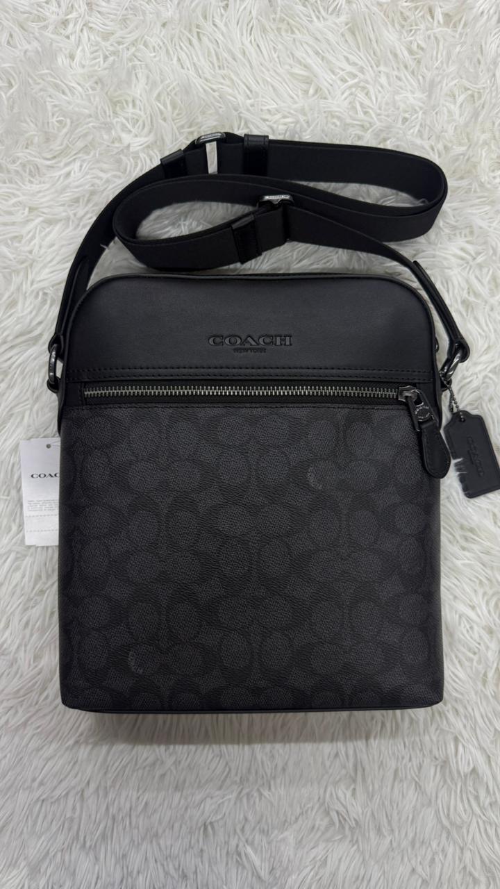 Mochila negra Coach