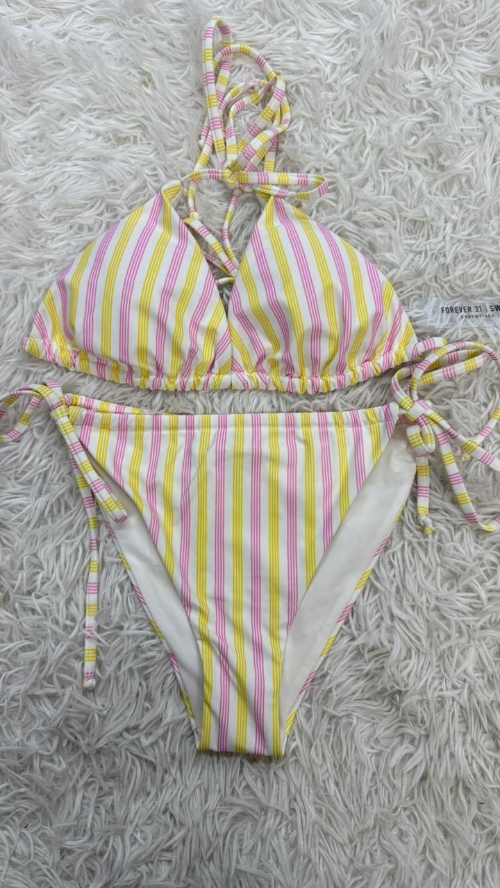 Traje de baño amarillo M Forever 21