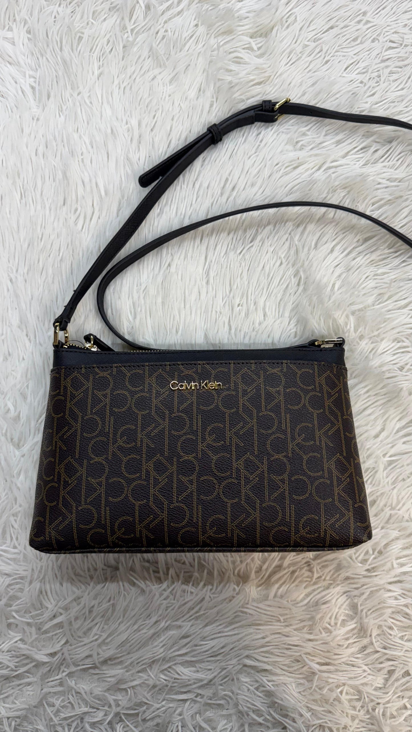 Bolsa café Calvin Klein