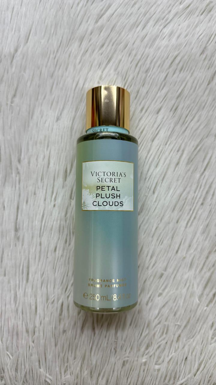 Body Mist Petal plush clouds Victoria Secret