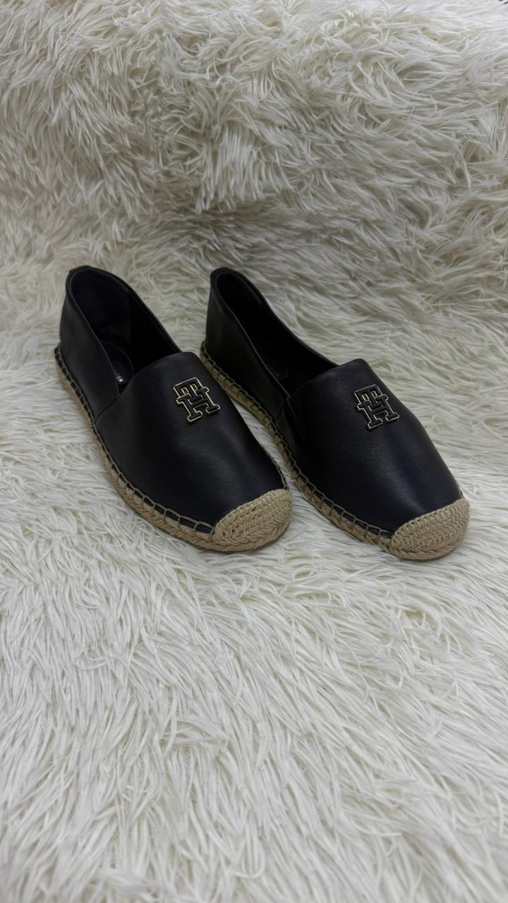 Alpargatas negras 23.5 Tommy hilfiger