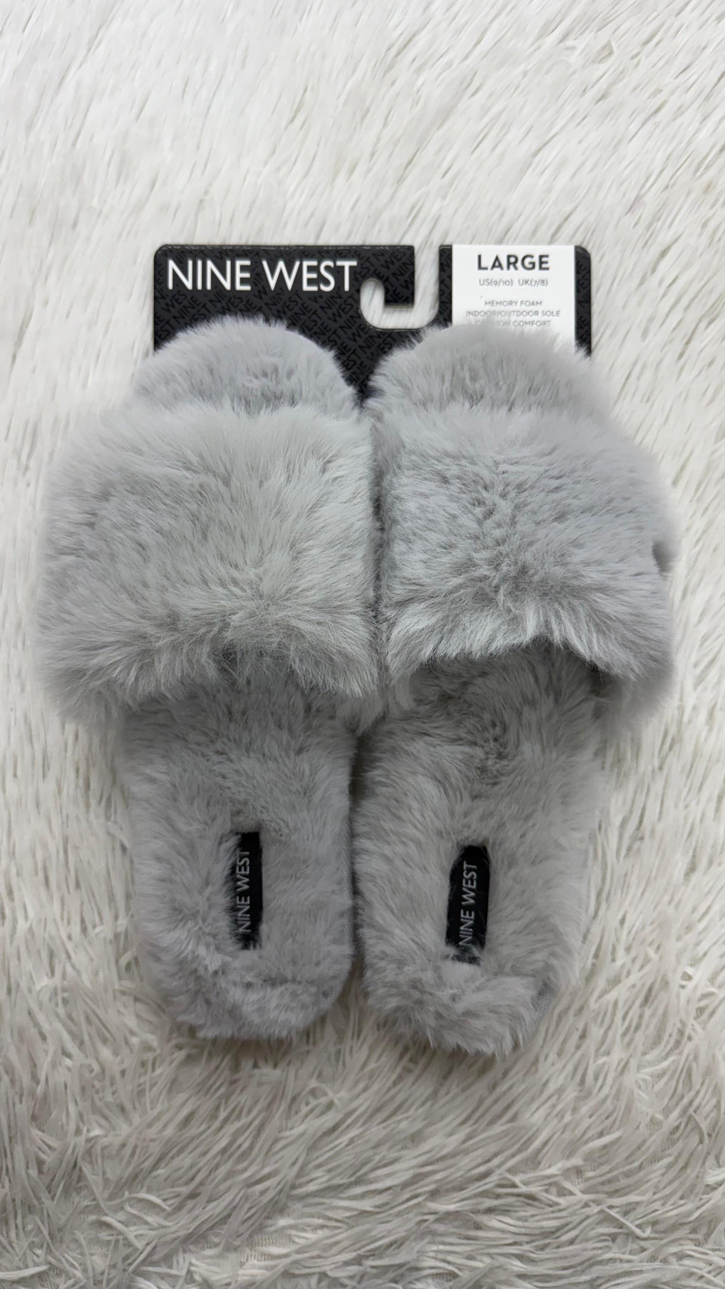 Pantuflas gris L Nine west