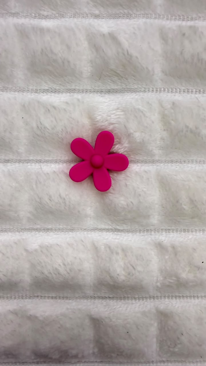 Charm flor rosa Crocs