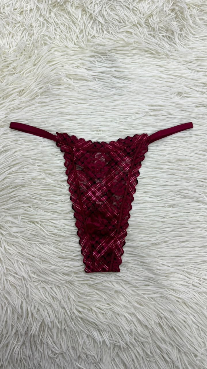Thong rojo XS Victoria secret