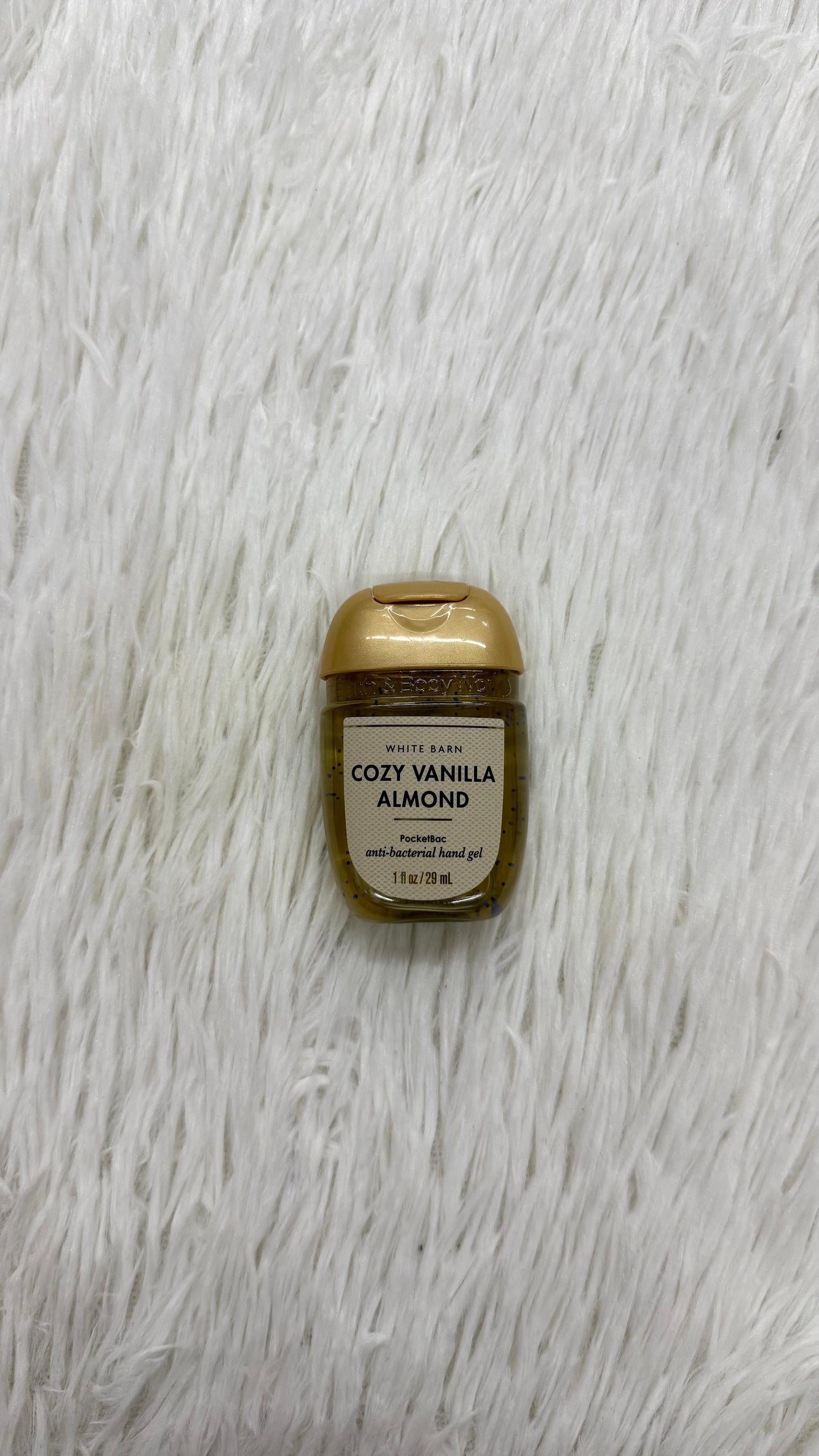 Gel Cozy vanilla almond Bath & Body Works