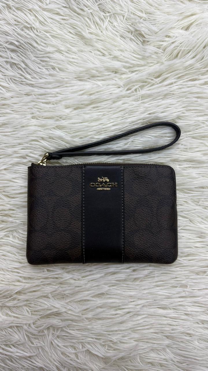 Muñequera café Coach