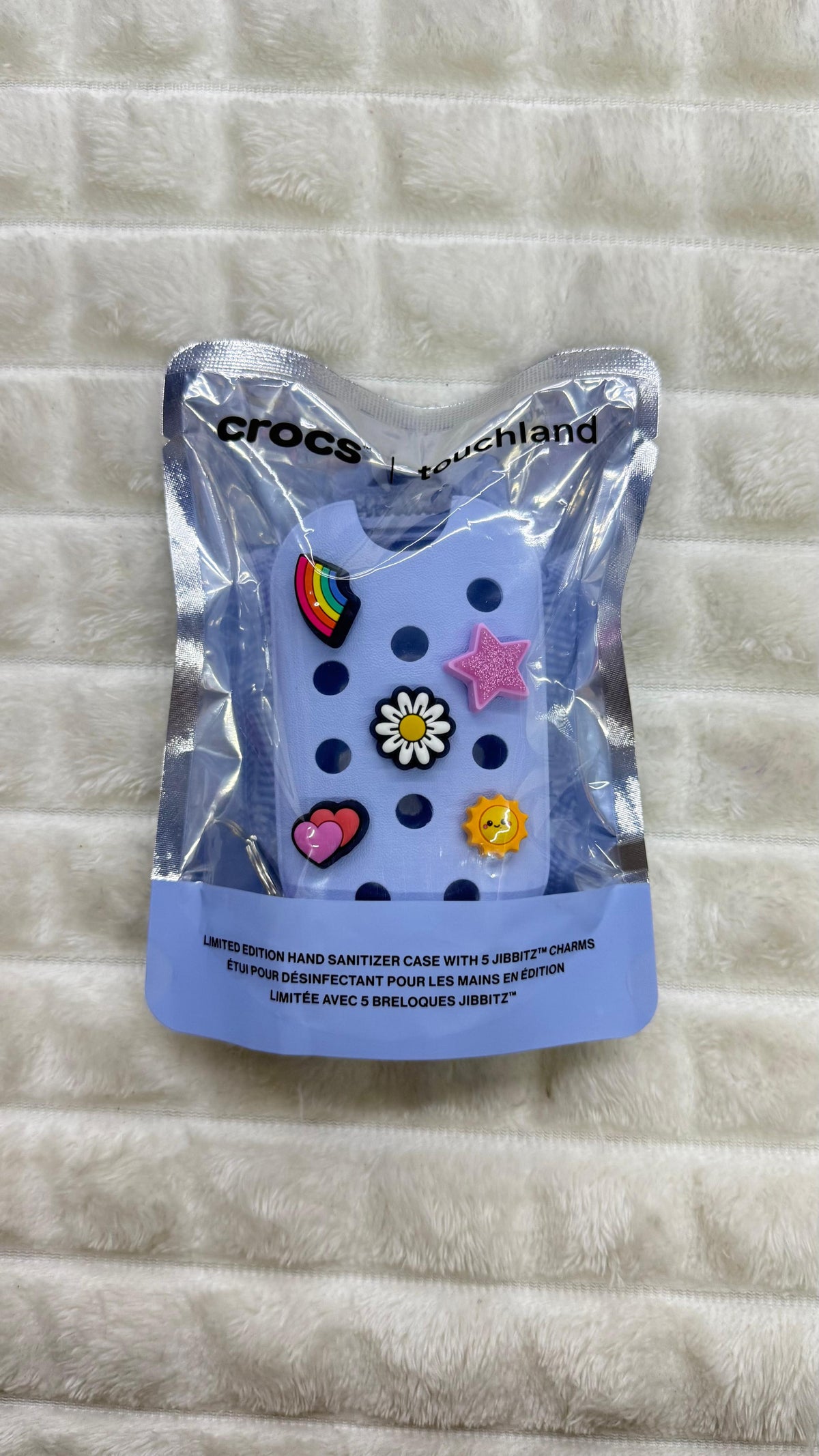 Funda azul Touchland x Crocs
