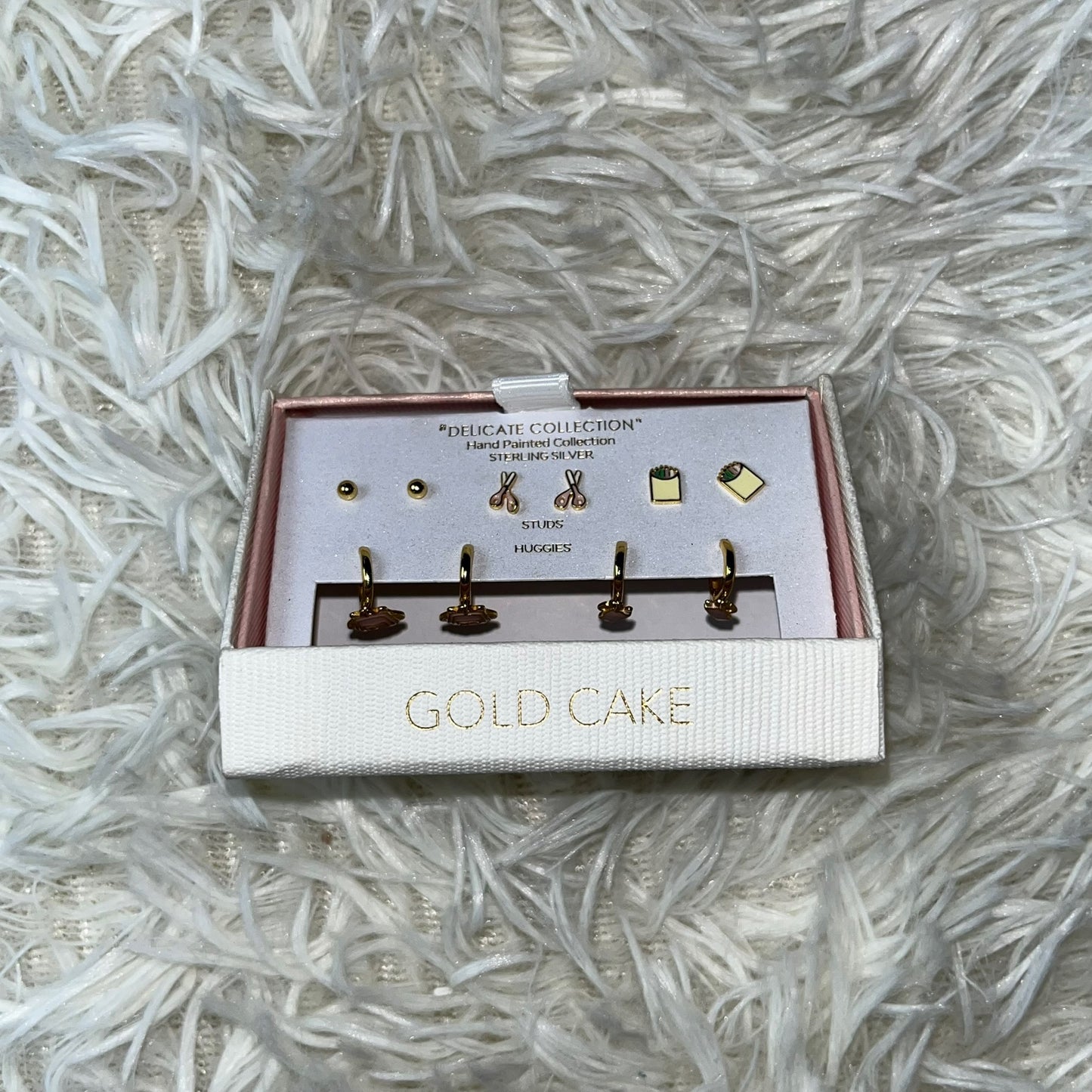 Paquete 5 aretes Gold cake