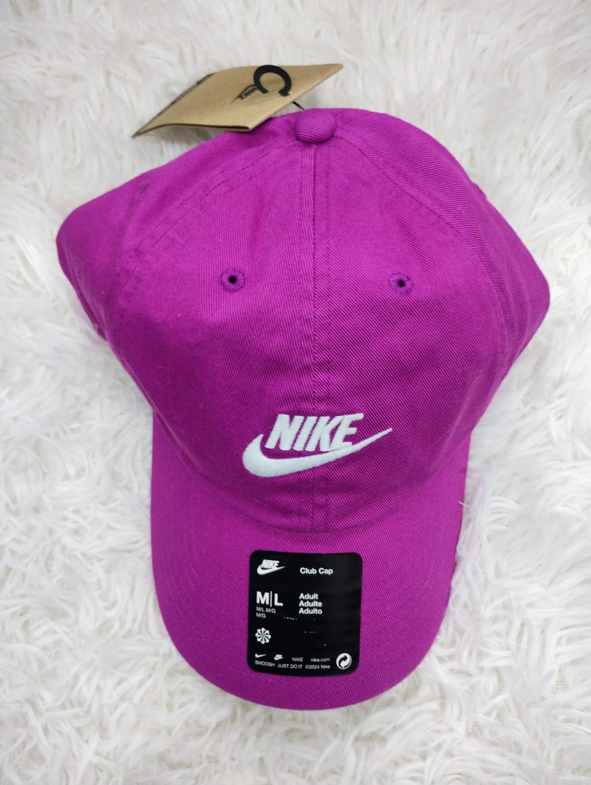Gorra fucsia Nike