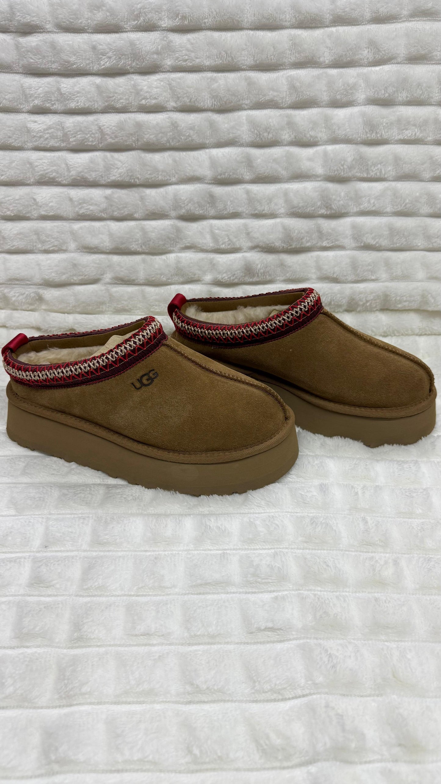Pantuflas café 23 UGG