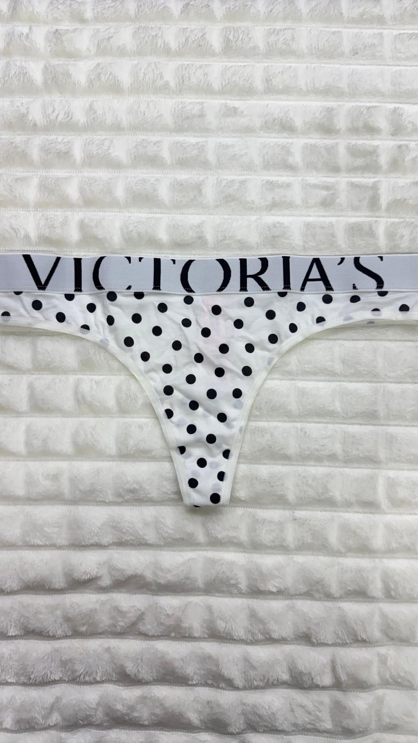 Thong blanco M Victoria secret