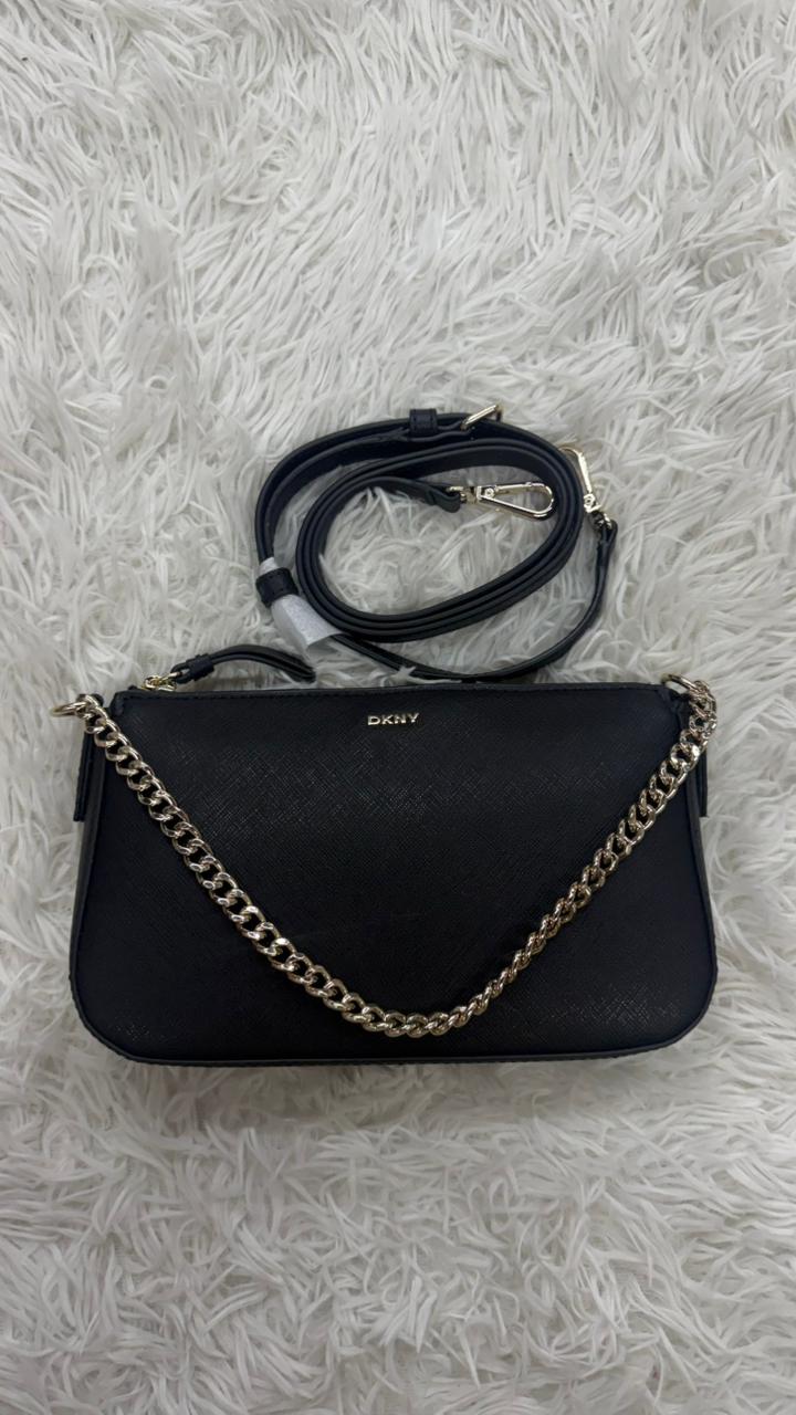 Bolsa negra DKNY