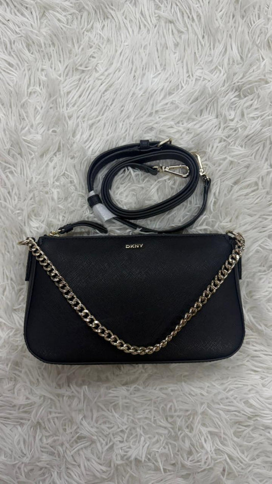 Bolsa negra DKNY