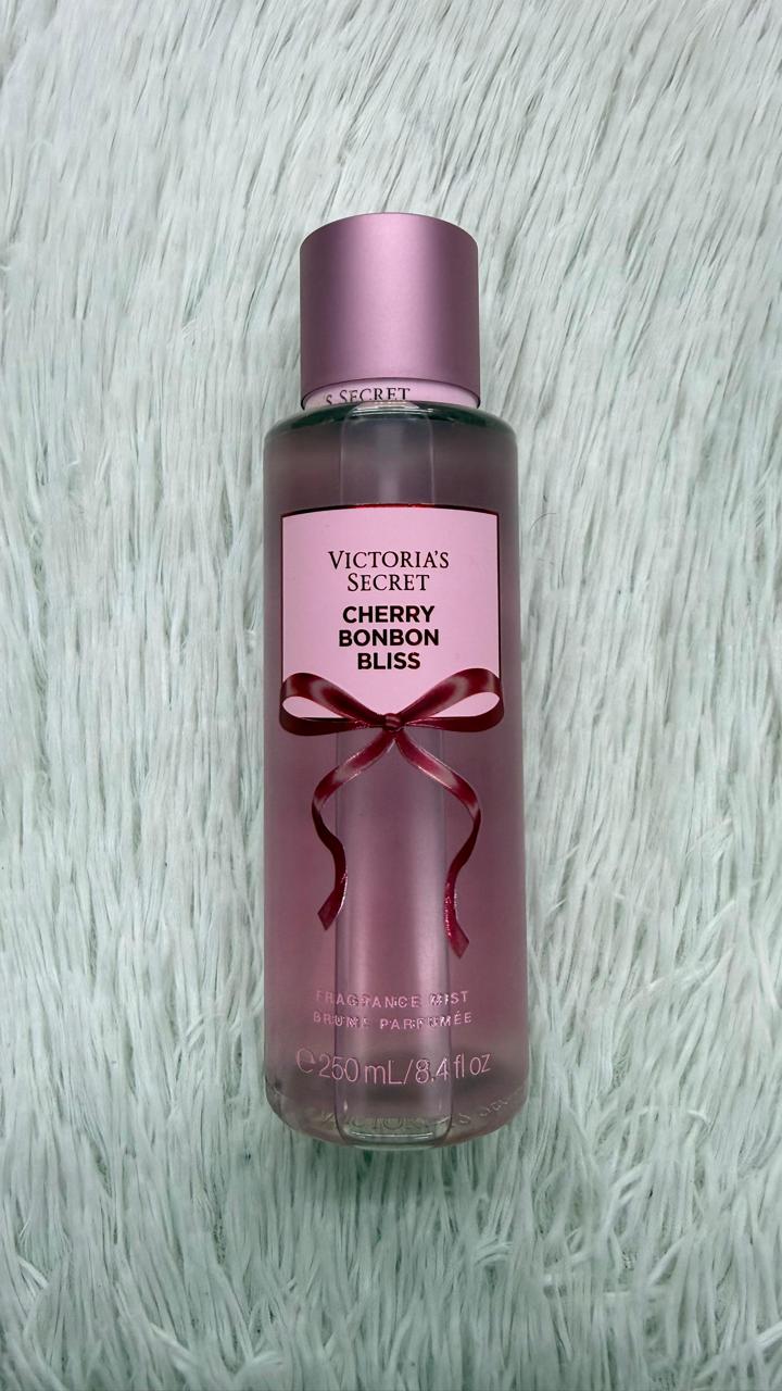 Body Mist Cherry bondon bliss Victoria secret
