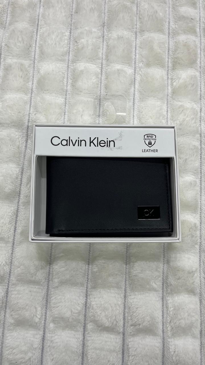 Cartera negra Calvin klein