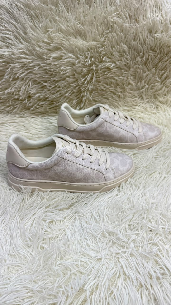Tenis blancos 24 Coach