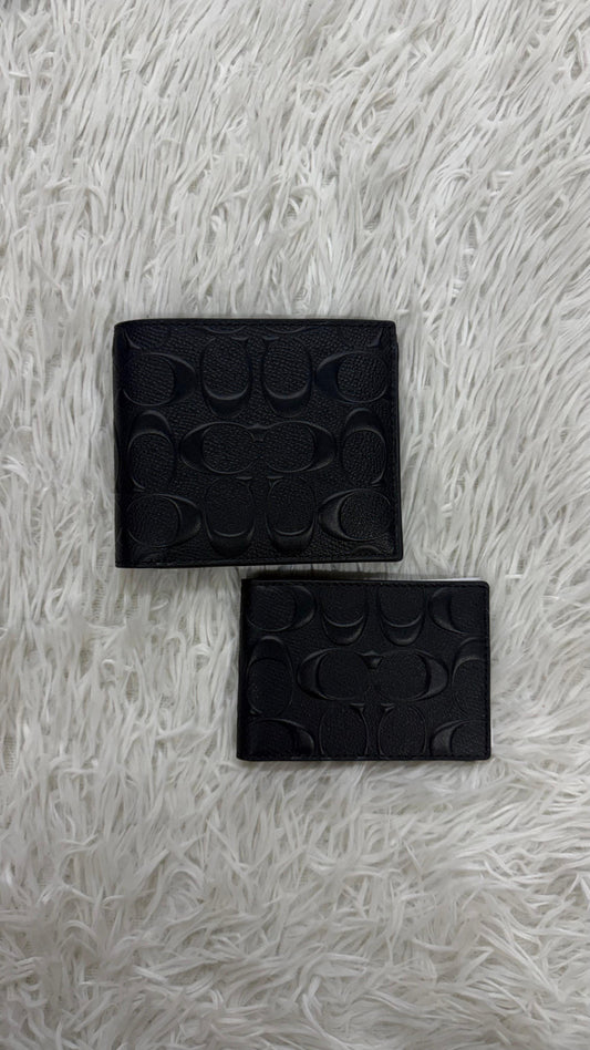 Cartera negra con tarjetero Coach