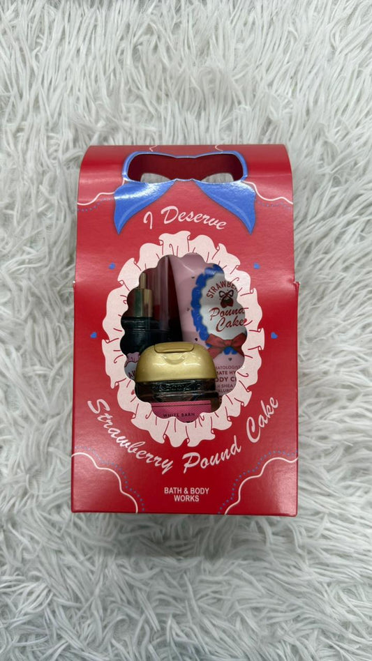 Paquete Strawberry pound cake Bath & Body works