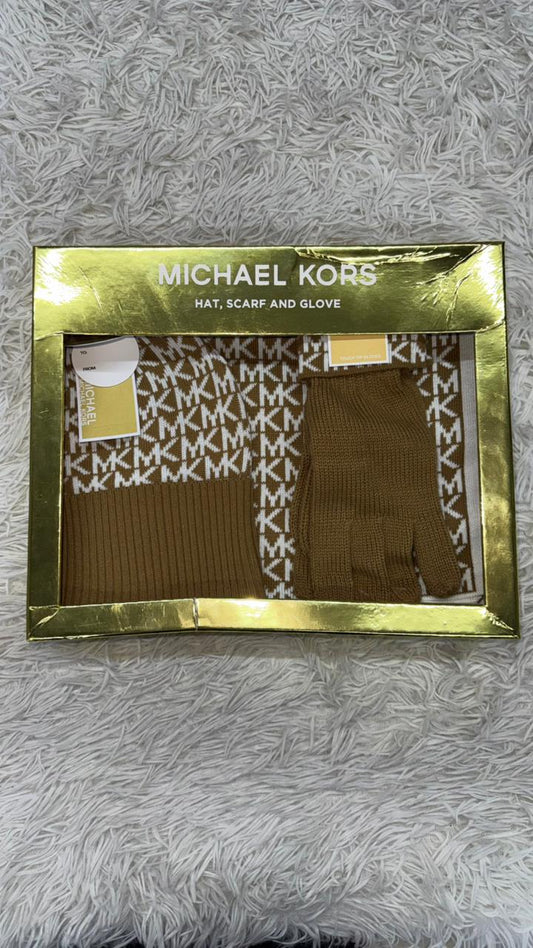 Gorro-bufanda-guantes Michael kors