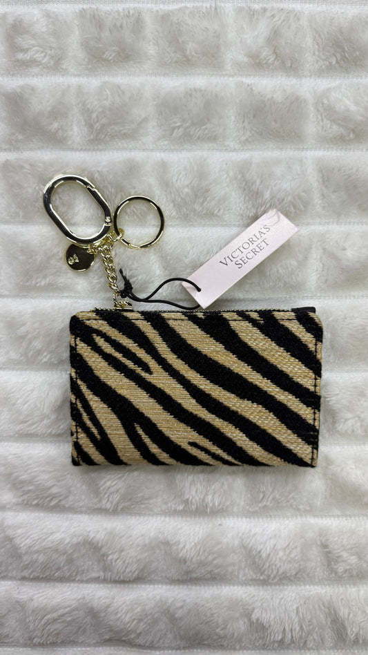 Tarjetero animal print Victoria secret