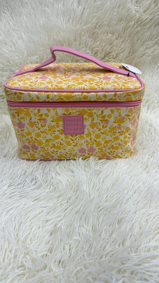 Cosmetiquera amarilla Tender love carry