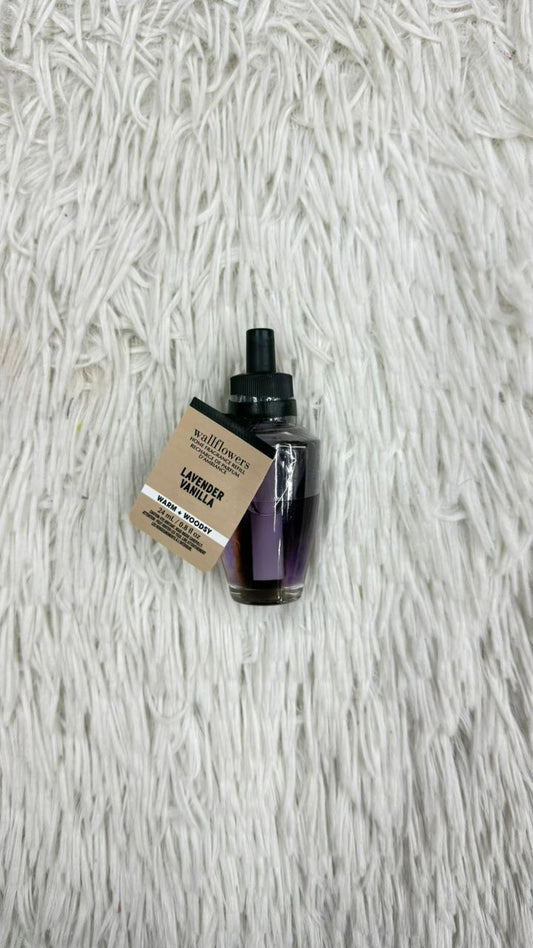 Aroma Lavender Vanilla Bath & body works