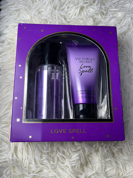 Paquete Love spell Victoria Secret