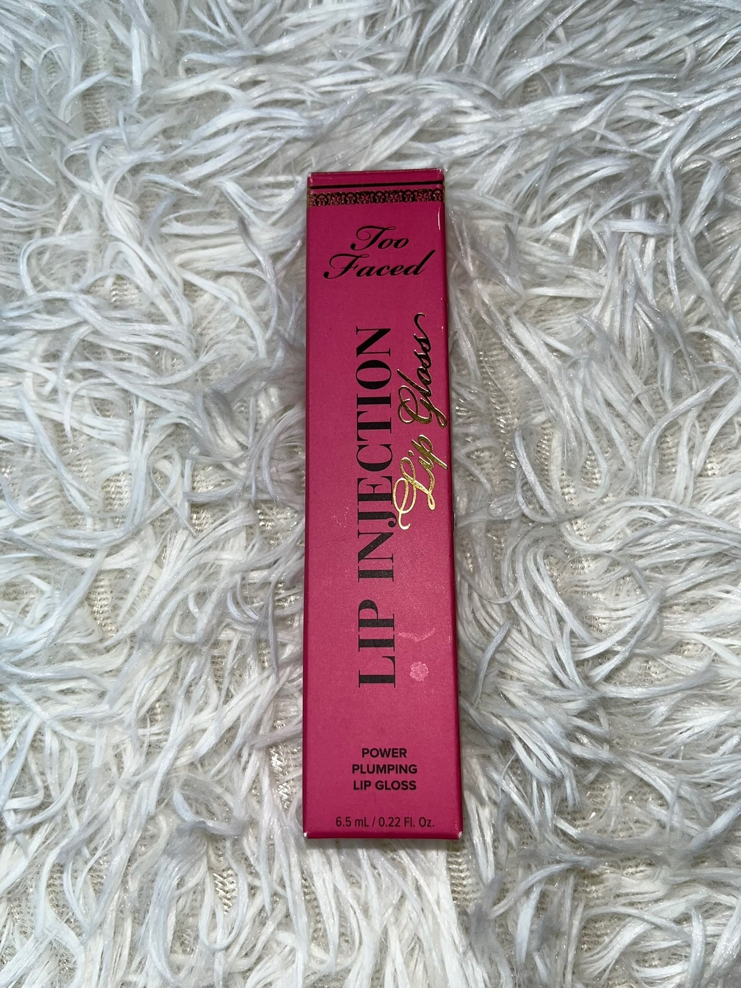 Lip injection just a girl Too Faced