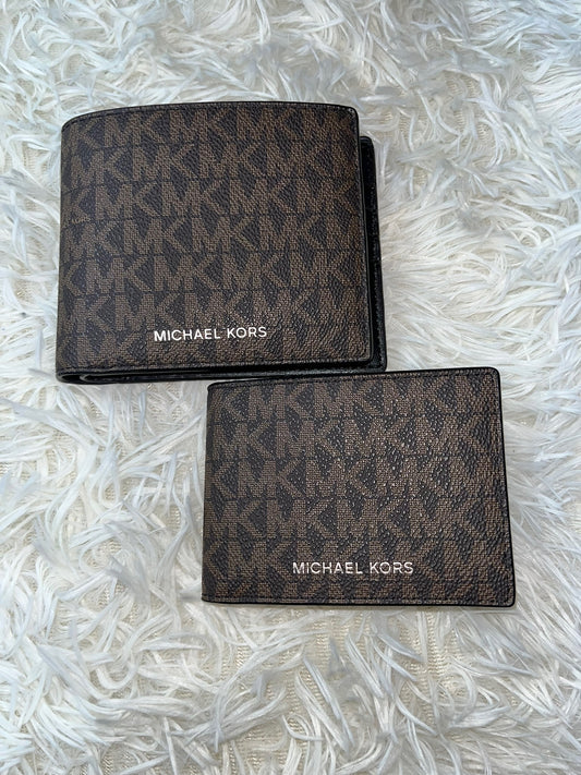 Cartera y tarjetero café Michael Kors
