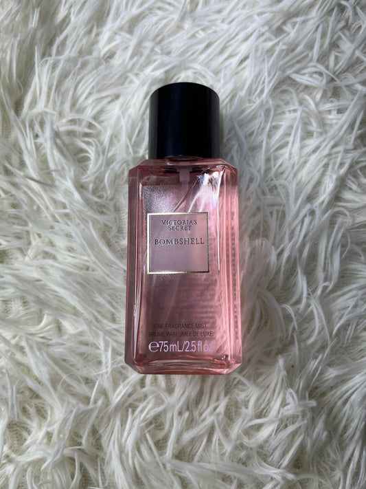 Bombshell Victoria Secret