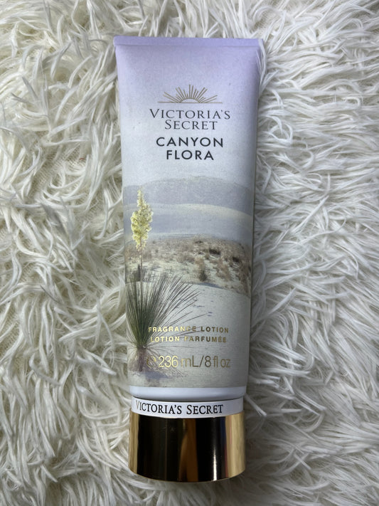 Crema Canyon flora Victoria Secret