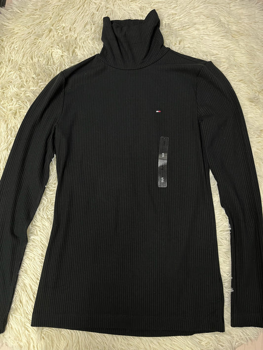 Playera negra manga larga M Tommy Hilfiger