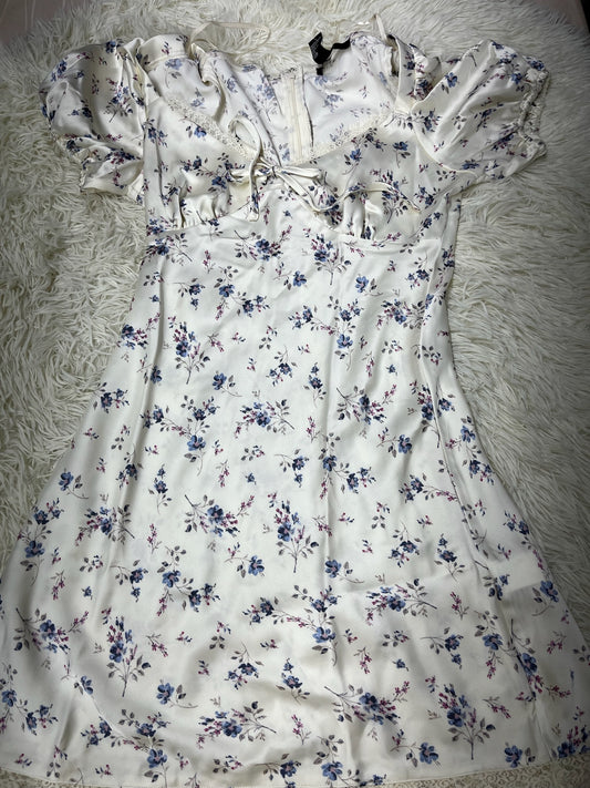 Vestido blanco floreado M Forever 21