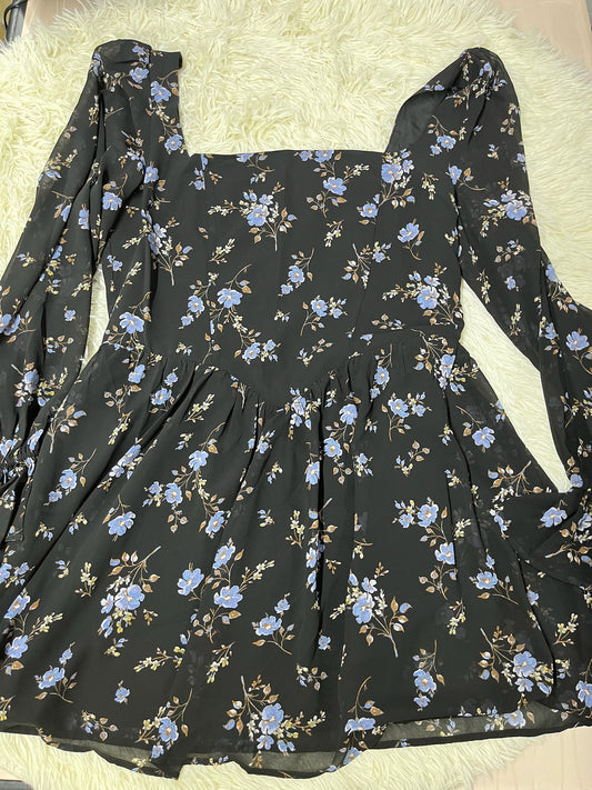 Vestido negro floreado L Forever 21