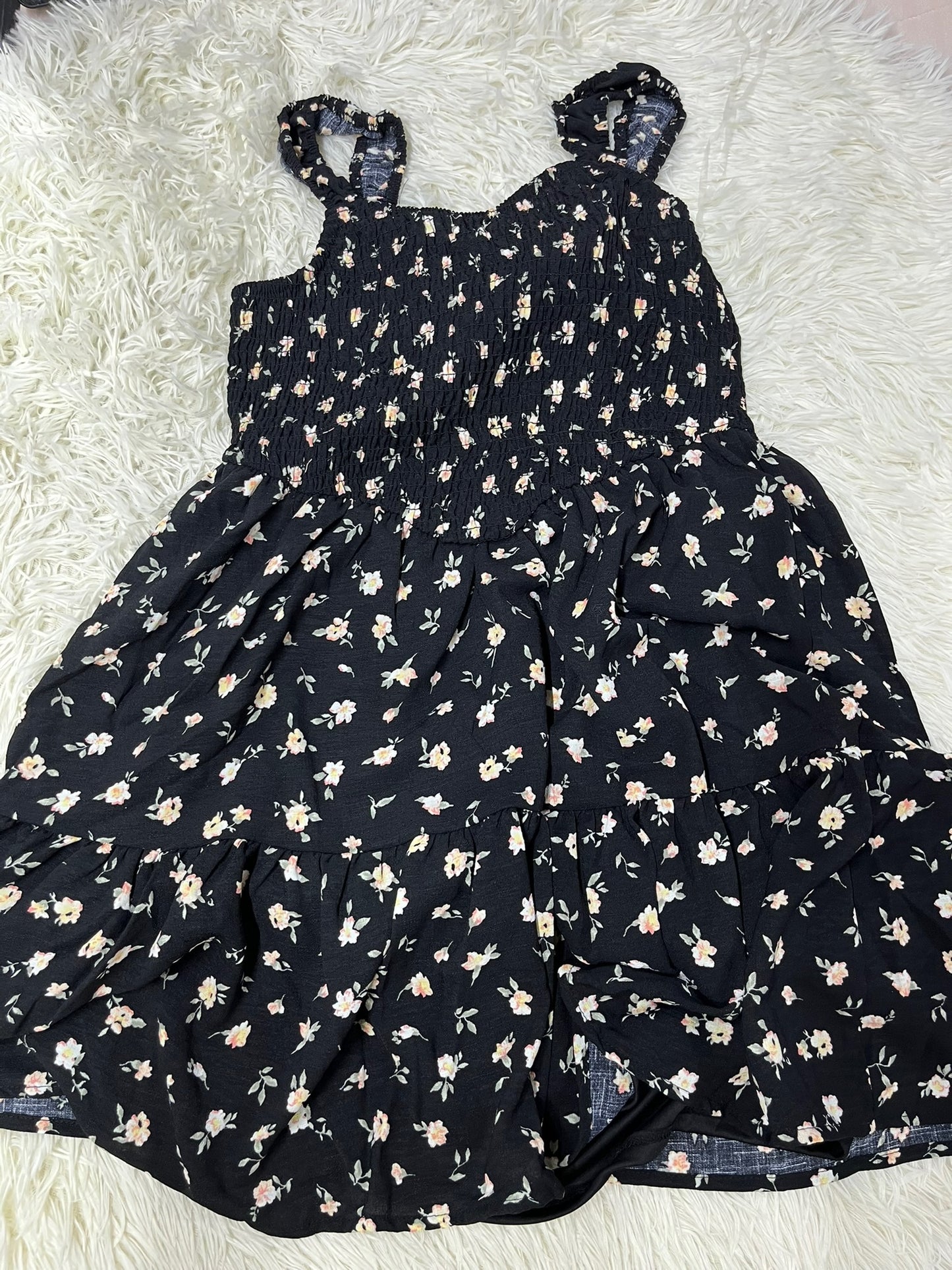 Vestido negro floreado L Forever 21