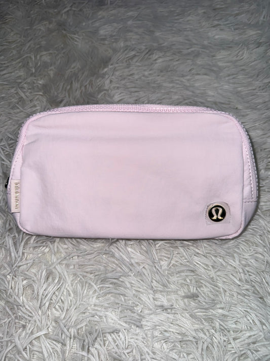 Cangurera rosa Lululemon