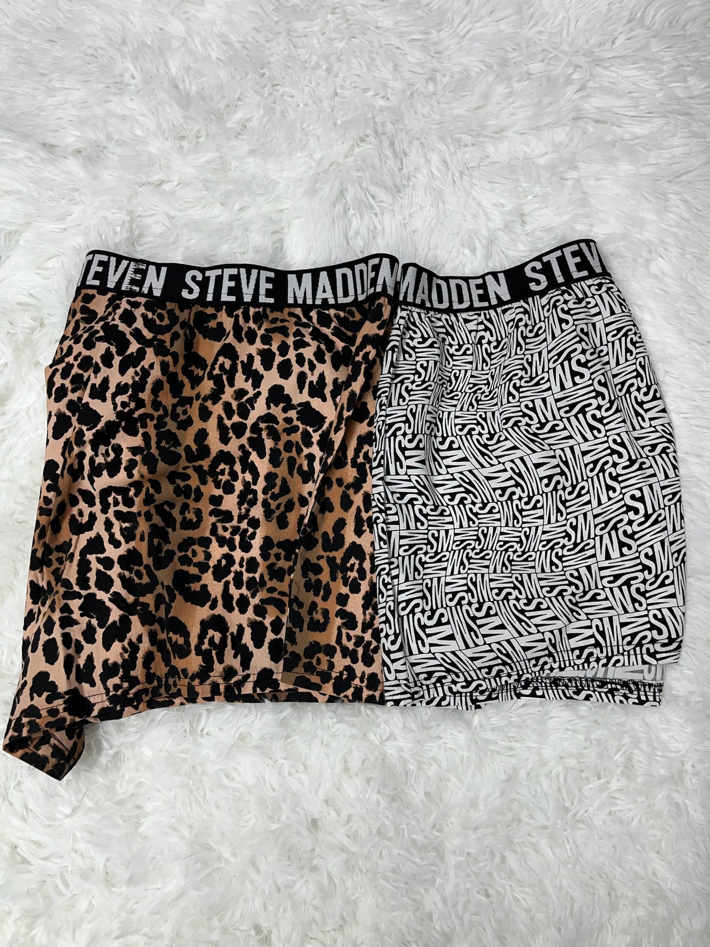 Paquete 2 shorts L Steve Madden