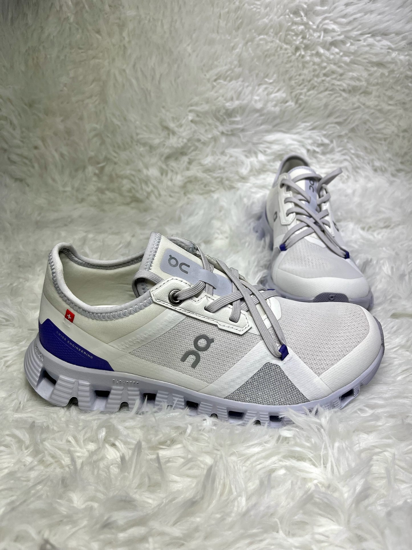 Tenis blancos 22 On Cloud