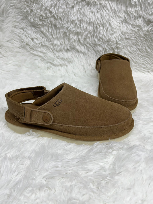 Pantuflas cafés 22.5 UGG