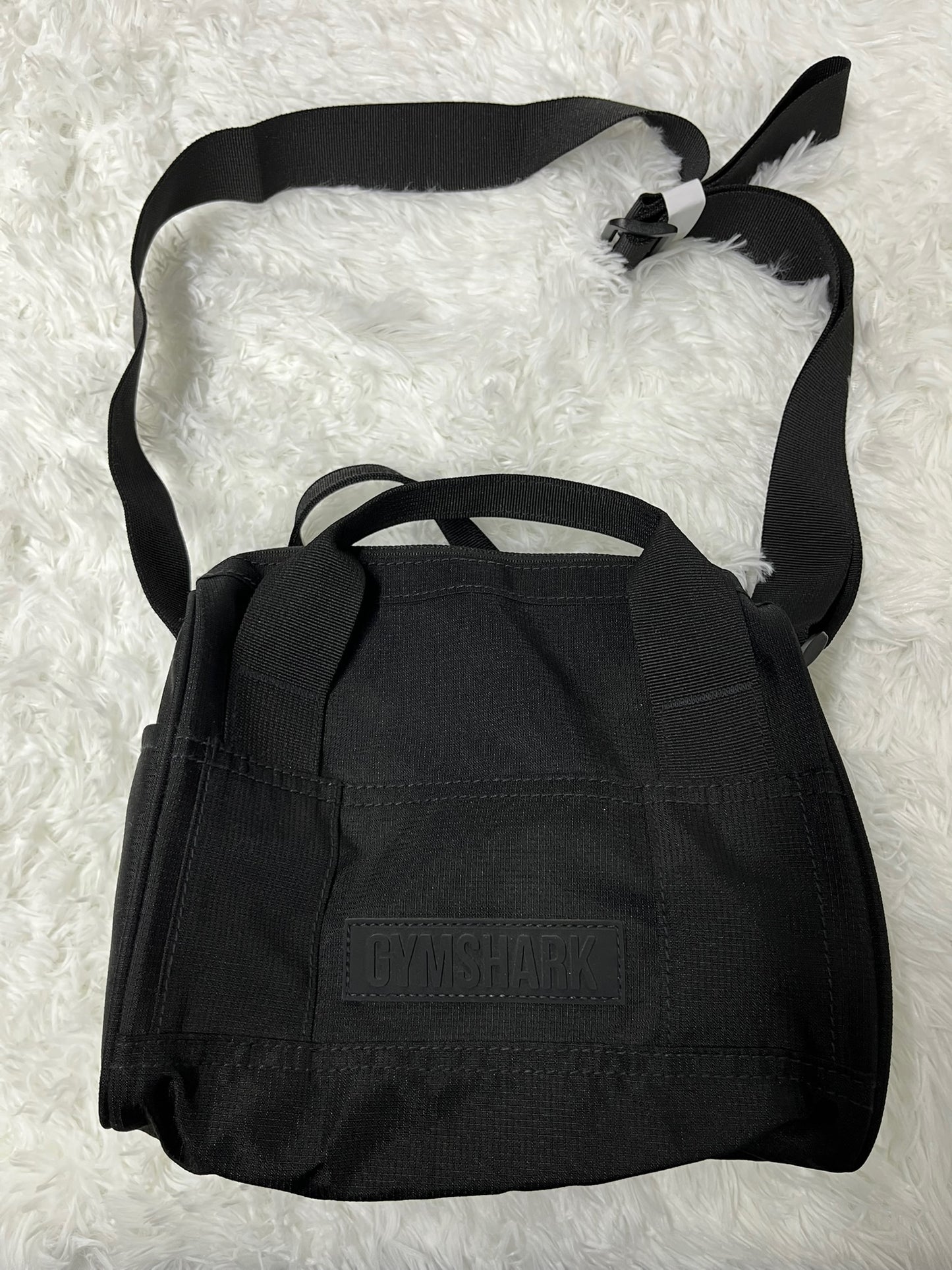 Mochilita negra Gymshark