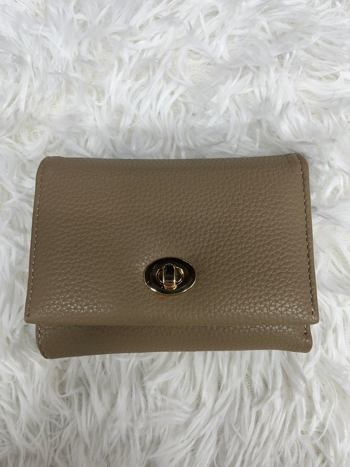 Cartera café