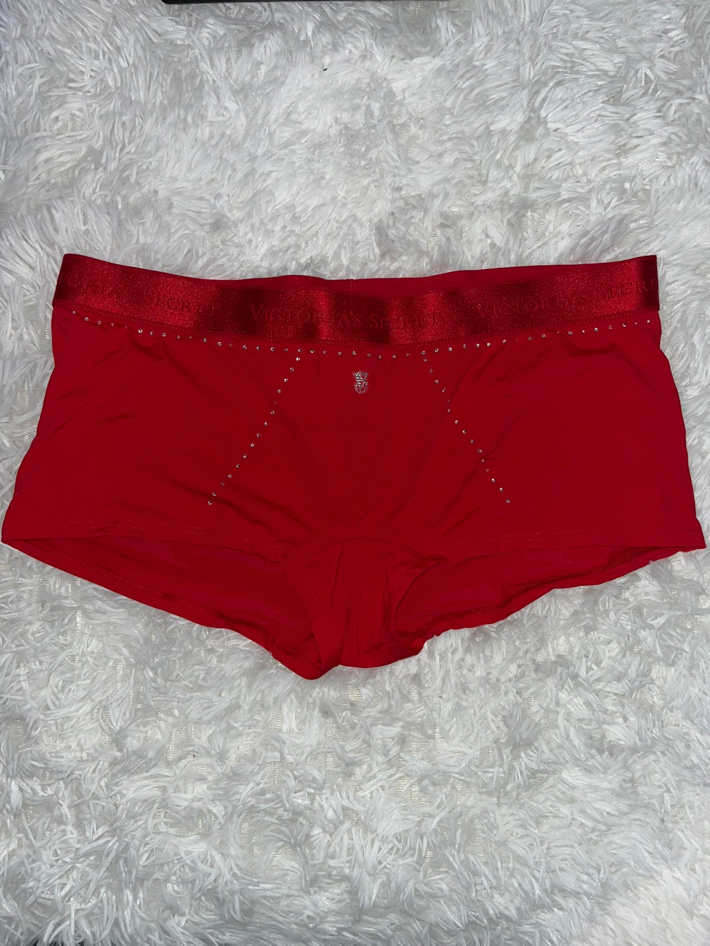 Boyshort rojo con brillitos M Victoria secret