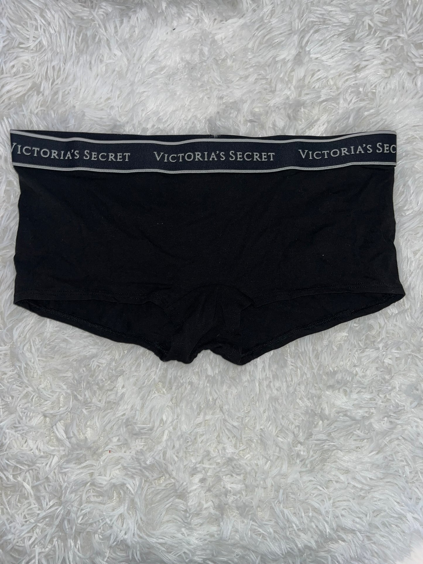 Shortie negro M Victoria secret