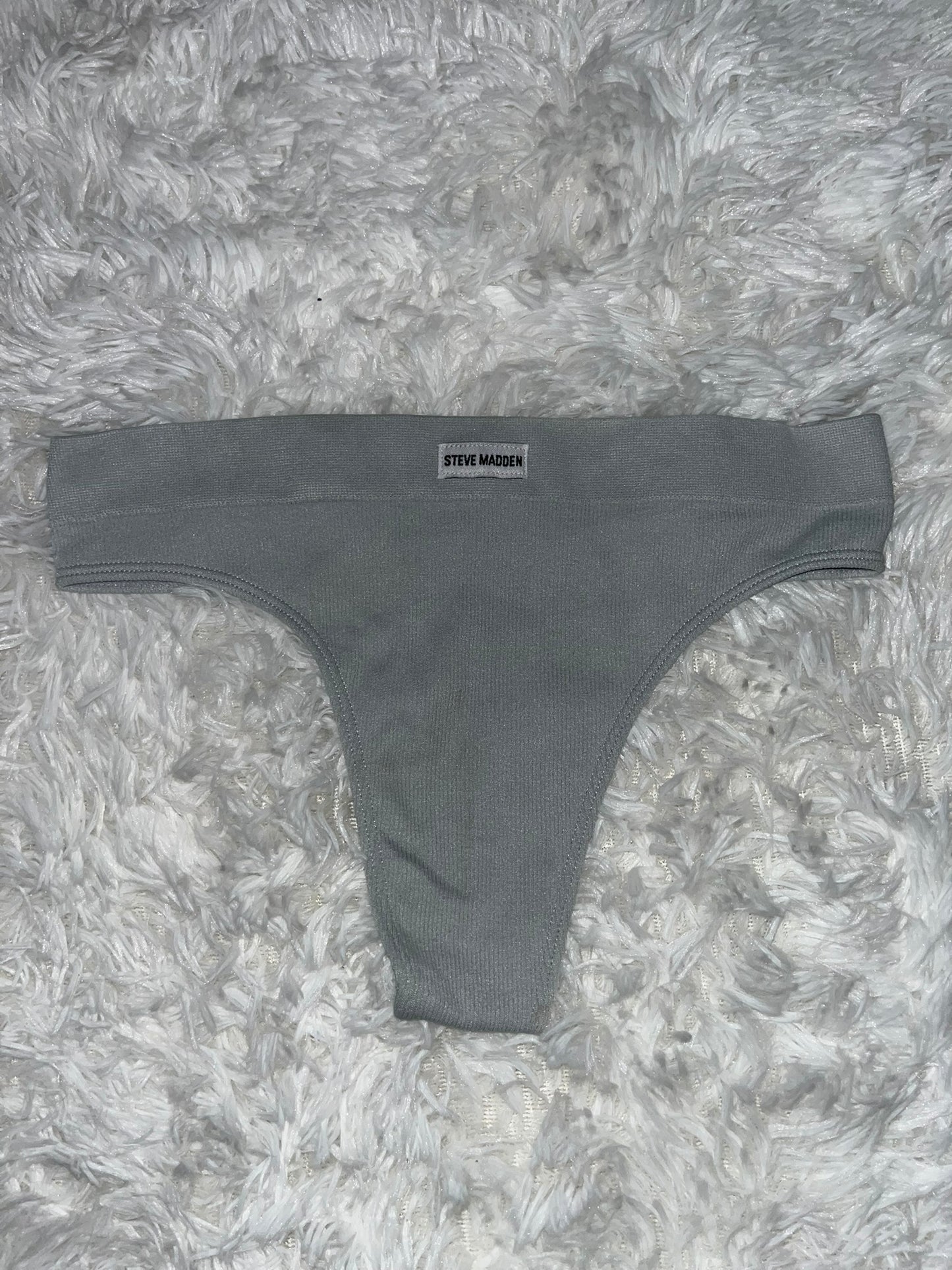 Thong gris S Steve madden