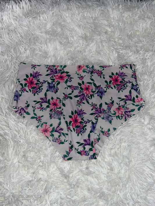 Cheeky rosa M Victoria secret