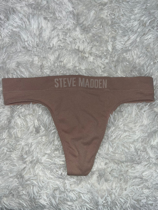 Thong café M Steve Madden