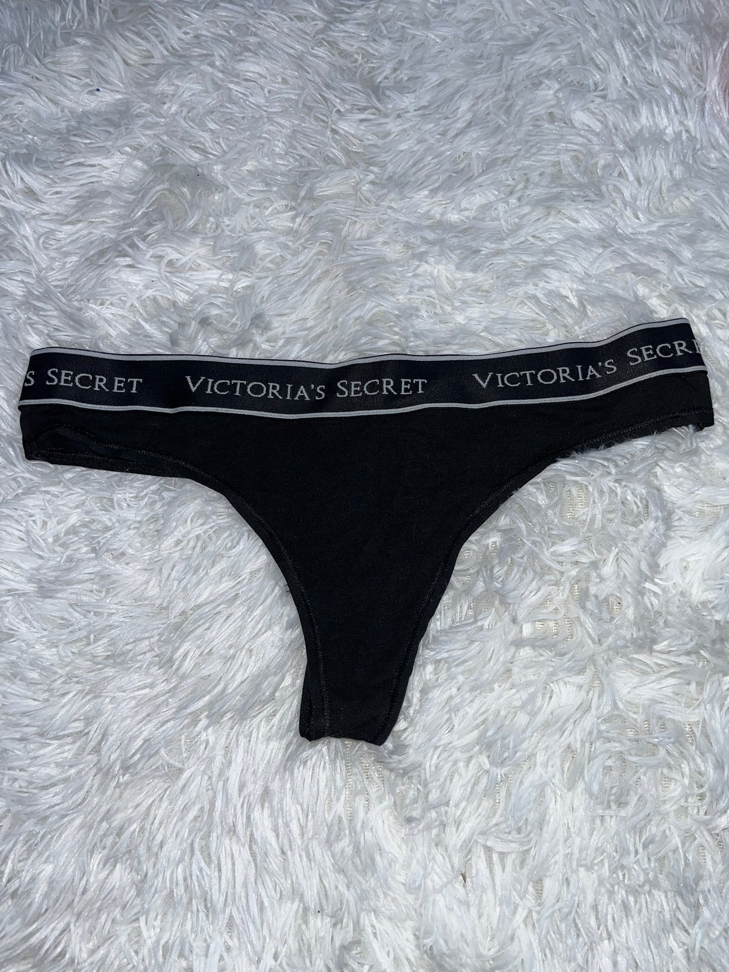 Thong negro S Victoria secret
