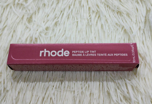 Lip salty tan Rhode